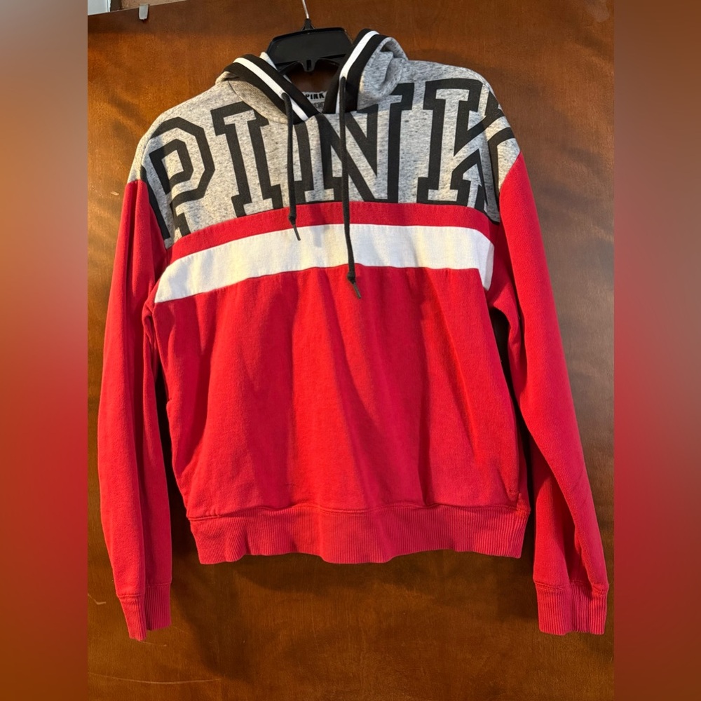 🎆VS PINK Colorblock Hoodie